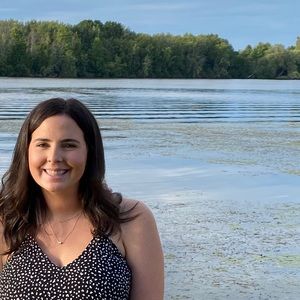 Meet your Posher, Maxine